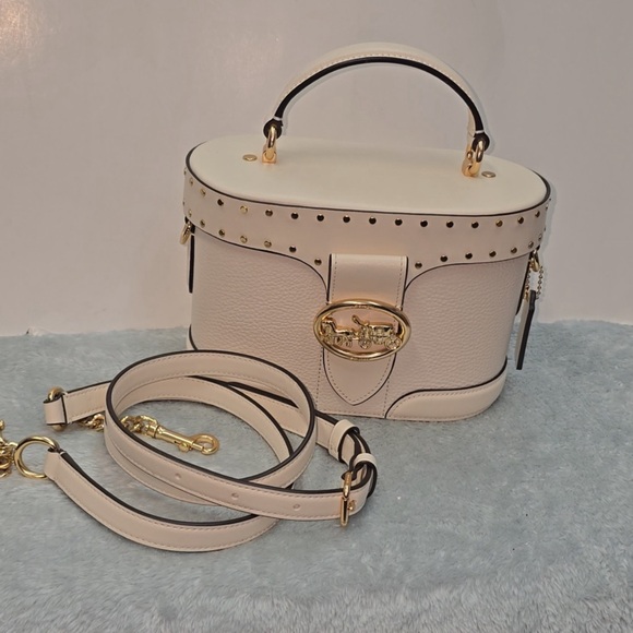 °♡Coach ONLY Share Show♡° - Picture 16 of 16